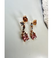 Pembe Zirkon Taşlı Vip Küpe (Gold)