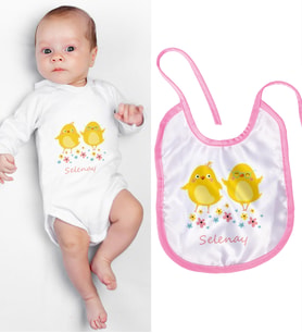 eJOYA Kişiye Özel Zıbın Ve Önlük Bebek Hediye Seti 110113 (Pembe)