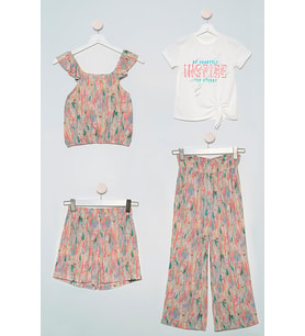 4'lü Desenli Bluz Tshirt Pantolon Şort Ekru Takım