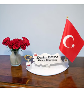 Doğal Beyaz Mermer İsimlik Haritalı Gold Dikme Ay Yıldız ve Şanlı TÜRK Bayrağı