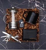 Çakı, Cüzdan, Çakmak, Kupa, French Press Hediye Kutusu 