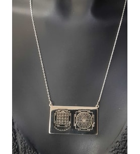 Vog Unisex Çift Yönlü Vashikaran&Kuber Yantra Aşk,Para,Sağlık.Başarı,Şans Mıknatısı Gümüş Kolye