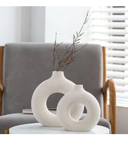 Vazo – Set 2 Beyaz Çiçek Vazosu Seramik Ev Dekorasyonu için Kuru Çiçekler Vazolar Masa Örtüsü için Pampas Çimli, Oda Dekorasyonu, Küçük Orta Büyüklük..