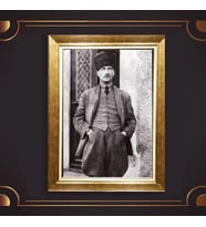 Altın Varaklı Çerçeveli Paspartulu Atatürk Tablo TR0603 (Gold)
