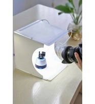 Modaba Mini Studio Box (22x22) Katlanabilir Pratik Foto Çekim Kabini Led Işıklı 6 Renk Fon