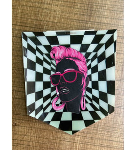 13X12 CM KARELİ PEMBE SAÇLI ÇILGIN KIZ ARMA YAMA DİKİŞ ÇANTA AKSESUARI
