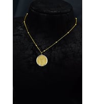 925 Ayar Gümüş Gold Kaplama Toplu Zincir Kalemli El Ayak Motifli Plaka Kolye