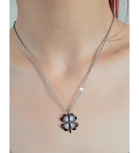 Burgu Zincir Yonca Kolye