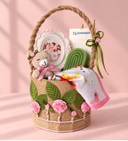 Ng Gifts Premium Pembe Gül Süslemeli Silindir Sepette Ayıcıklı, Kişiye Özel Fotoğraf Çerçeveli ve Fularlı Hediye Seti