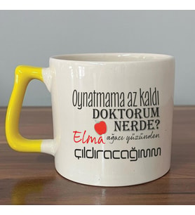 Oynatmama Az Kaldı Doktorum Nerede Baskılı Sarı Kulplu D Kupa