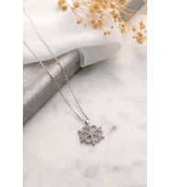 925 Ayar Gümüş Zirkon Taşlı Kar Tanesi Kolye - Silver
