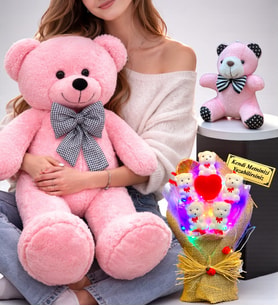Pembe Büyük Peluş Ayıcık, Kişiye Özel Led Işıklı Buket ve Anahtarlık Seti (Model 1)