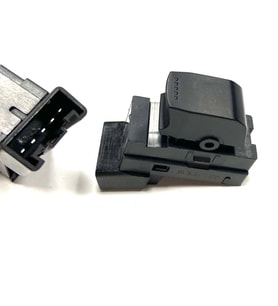 CAM AÇMA DÜĞMES SX4/ALTO/SWİFT/VİTARA/CARRY ÖN ARKA 