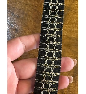 EN3 CM SARI VARAKLI DESENLİ ŞERİT DİKİŞ GİYİM AKSESUARI 1 METRE