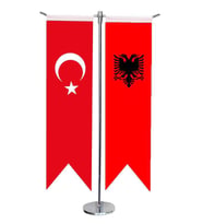 Masa Üstü Kırlangıç Arnavutluk Bayrağı Türk Bayrağı + Krom T Direk Masa Bayrak Seti