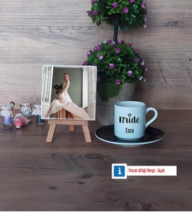 Bride Fotoğraflı Dekoratif Taş, Ahşap Altlıklı Türk Kahvesi Fincanı Hediye (Model 7)