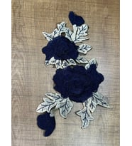 30X15 CM KABARTMA LACİVERT İÇİÇEK ARMA APLİKE DİKİŞ AKSESUARI