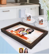 BK Gift Kişiye Özel Anne Kız Karikatürlü Doğal Ahşap Tepsi ve 2’li Kahve Fincan Seti-2