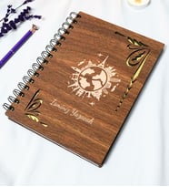 Kişiye Özel Dünya Desenli Ahşap Kapaklı Defter - Ajanda - İsme Özel - A5 60 Yaprak (120 SAYFA) Hediyelik (Gold)