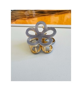 GRİ RENK KEMİK ÇİÇEK TOKA 4 CM ACR9057