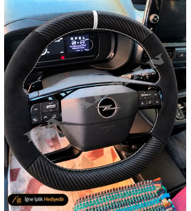 Opel Astra L Dikme Direksiyon Kılıfı Alcantara Süet Mat Karbon Beyaz Yüzük ve Dikiş GS 2022-2026