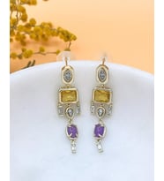 Aria Sallantılı Taşlı Gold Küpe