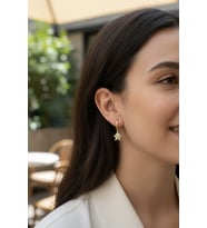 Altın Yıldız Model Küpe