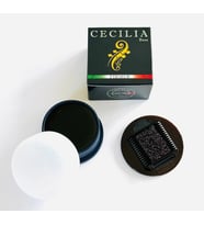 Cecilia CBF Kontrabas Reçinesi - Firmer Formula (Profesyonel - Yüksek Tutuş)  Sertleştirilmiş Özel Formül, Atak Seslerde Netlik ve Arşe Kontrolü  Uyum: Kontrabas Yayları İçin (Özel Yayıcı Aparat Dahil)