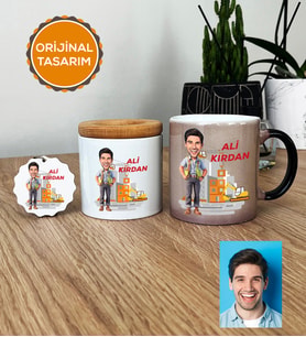 Kişiye Özel Karikatürlü İnşaat Mühendisi Hediye Seti Kupa Bardak, Kalemlik, Anahtarlık Erkek İnşaat Mühendisine Mühendisler Günü Hediyesi (Siyah)
