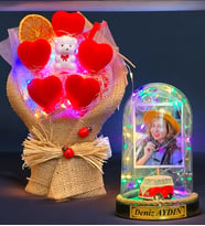 Kişiye Özel Renkli Led Işıklı Fanus ve Renkli Led Işıklı Kalp Buketi Hediye Seti (Model 9)