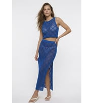 Dantel Görünümlü Ajurlu Beachwear Crop Top ve Yırtmaçlı Uzun Etek Triko Takım
