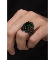 Oval Yeşil Taşlı 925 Gümüş Erkek Yüzük