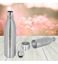 KİŞİYE ÖZEL İSİM BASKILI GİZLİ BÖLMELİ PASLANMAZ ÇELİK TERMOS 750 ML