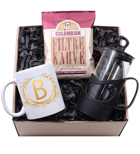 Kişiye Özel Harf Tasarım Kupa & French Press & Colombian Taze Filtre Kahve Hediye Seti (Model 1)