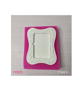 YY0371 Kenarları Şekilli Çiçek Desenli Kare Çerçeve Silikon Kalıp