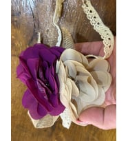 13X8 CM ÇİFT GÜLLÜ RENKLİ BROŞ YAKA İĞNESİ