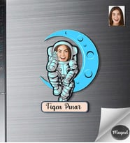 Kişiye Özel Astronot Kadın Ahşap Magnet -1