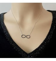 Rodium Kaplama Siyah Taşlı Sonsuz Gümüş Kolye (Karışık)