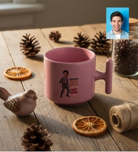 Kişiye Özel Karikatürlü Erkek Öğretmen T Pastel Kupa Öğretmenler Günü Hediyesi