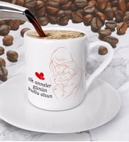 İlk Anneler Günün Kutlu Olsun Tasarımlı Kahve Fincanı