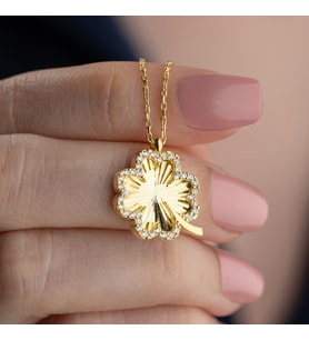 Vaoov 925 Ayar Gümüş Dokulu ve Taşlı Yonca Kolye (Gold)