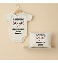 Pia Baby B32 %100 Pamuk Annemi Aratmayın Bana Yazılı Tasarlanabilir İsme Özel Bebek Body Ve Yastık Kılıfı (Ekru)