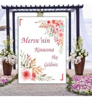 Sade Ve Şık Kına Panosu
