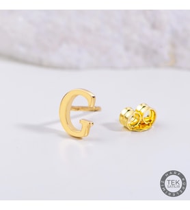 14 Ayar Altın G Harf Küpe 0,46 gr