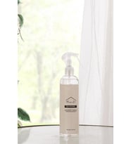 Çamaşır Kokusu  Sea Escape 400 Ml Çamaşır Parfümü  Çamaşır Spreyi (Krem)