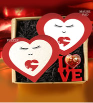 SEVGİLİLER GÜNÜNE ÖZEL Kalpli Puzzle & Kalpli MausePad & Kişiye Özel Love Yazılı Kar Küresi Hediye Seti