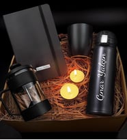 Kişiye Özel 400 Ml. Kilitli Çelik Termos & French Press & Defter & Kupa & 2 Adet Mum Hediye Seti (Model 1)