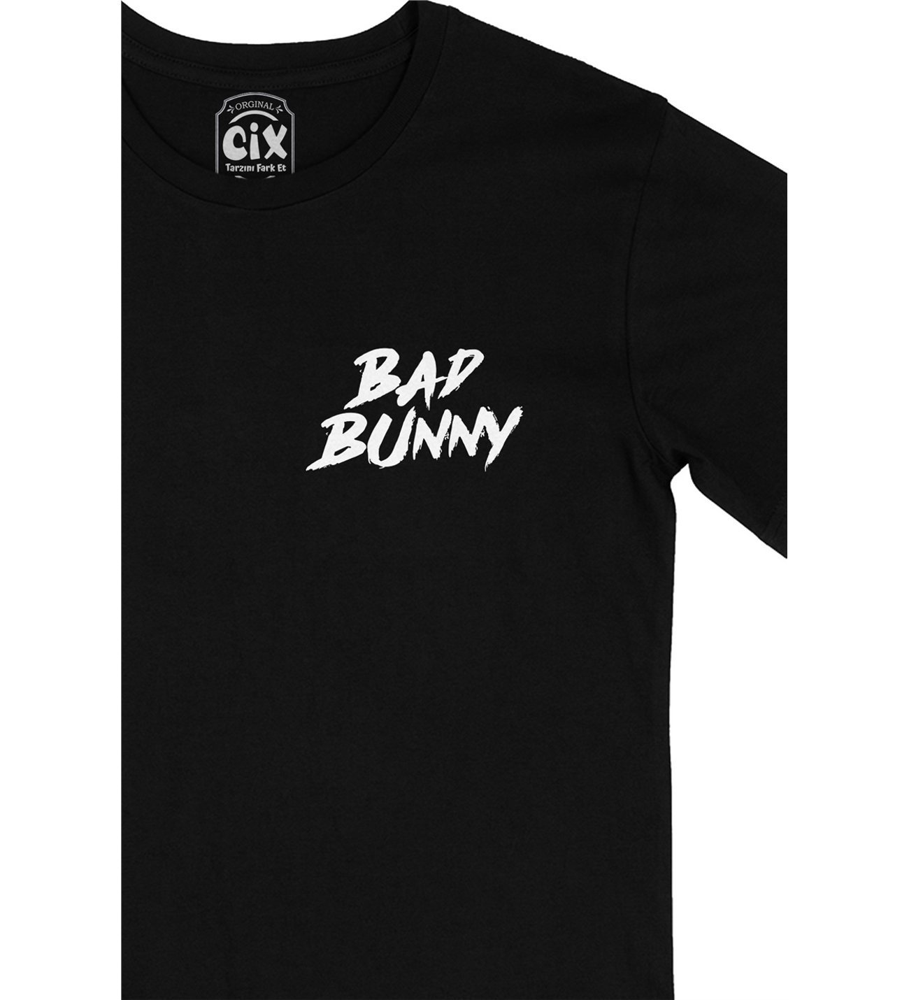Bad Bunny Cep Logo Tasarımlı Siyah Tişört