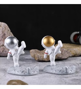 Astronot Telefon Tutacağı 
