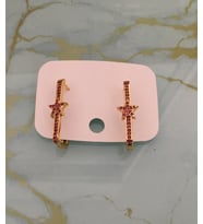 Pembe Zirkon Taşlı yıldız modelli dikdörtgen çelik küpe